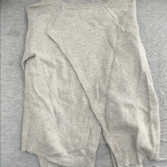 Sweater - Picture 3 of 3